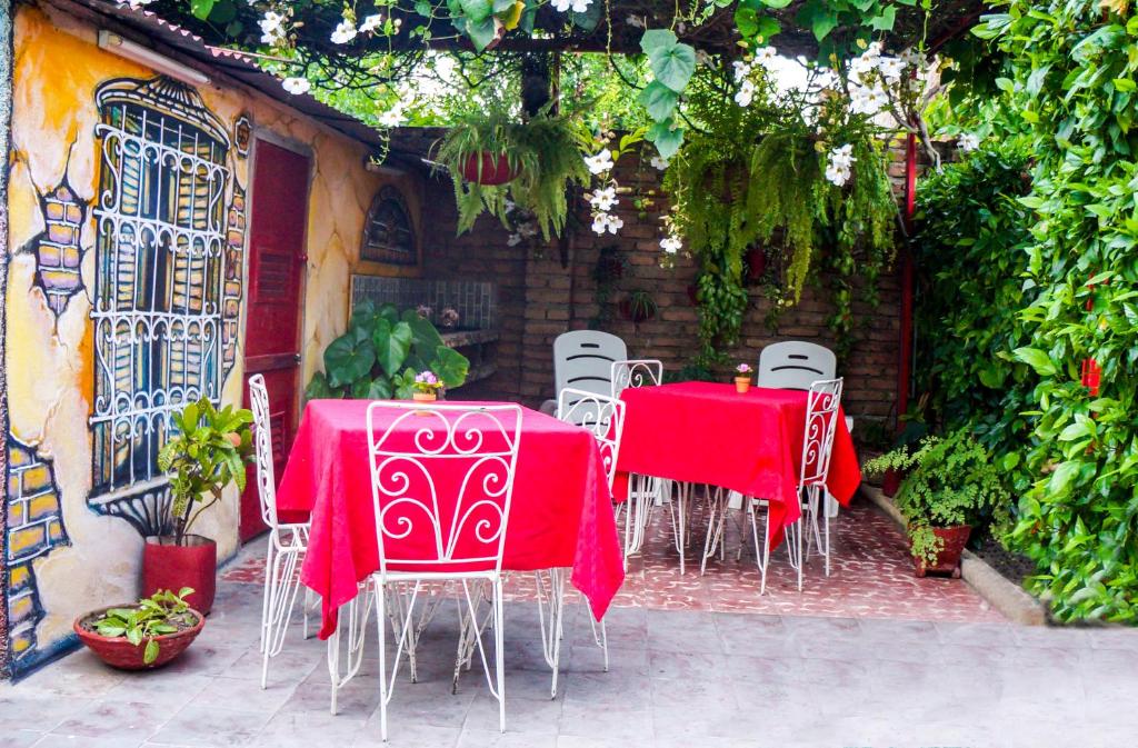 Hostal Villa Maria del Carmen, Сантьяго-де-Куба цены