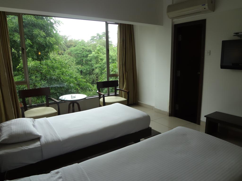 Відпочинок в готелі Shantai Пуна