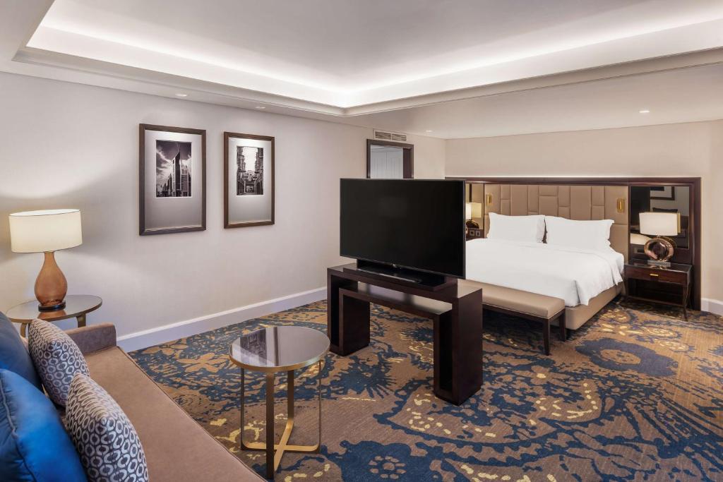 Горящие туры в отель Radisson Blu Hotel, Dubai Deira Creek