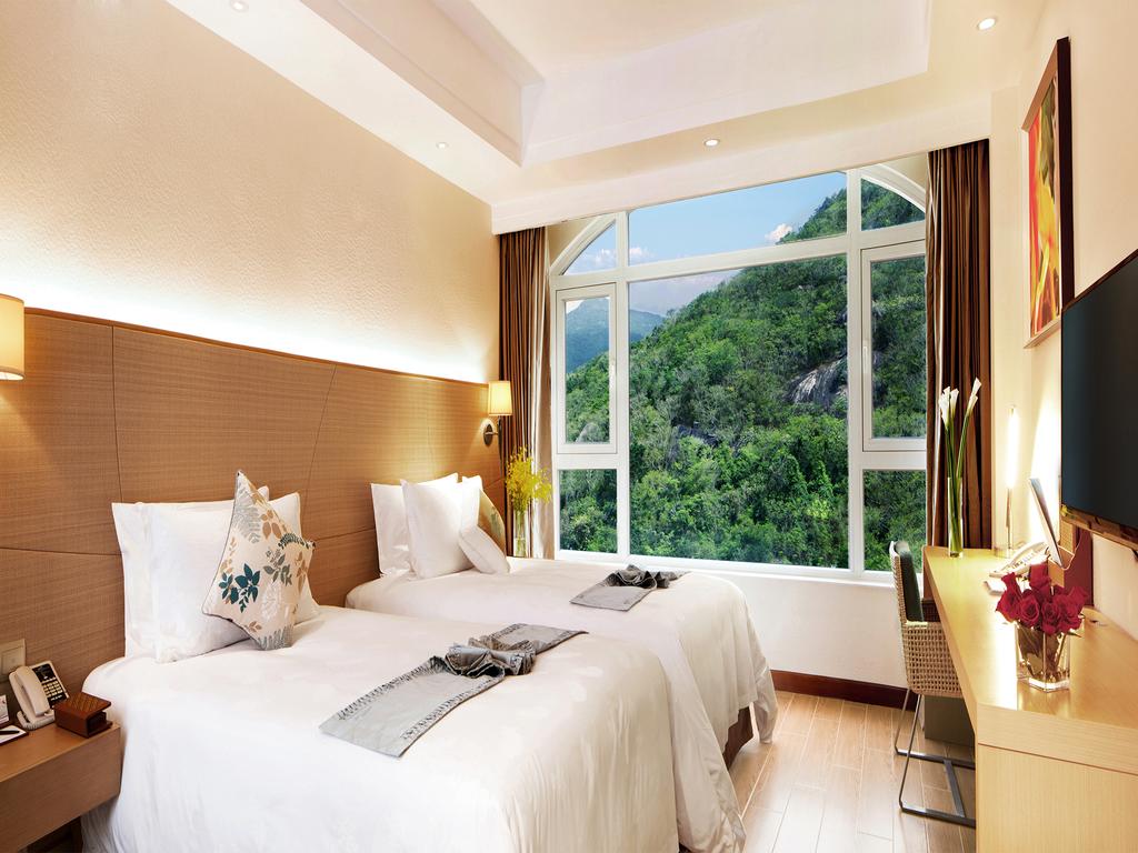 Горящие туры в отель Holiday Inn Resort Sanya Yalong Bay