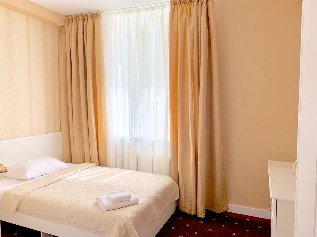 Отдых в отеле Sergeev Hotel Николаев Украина