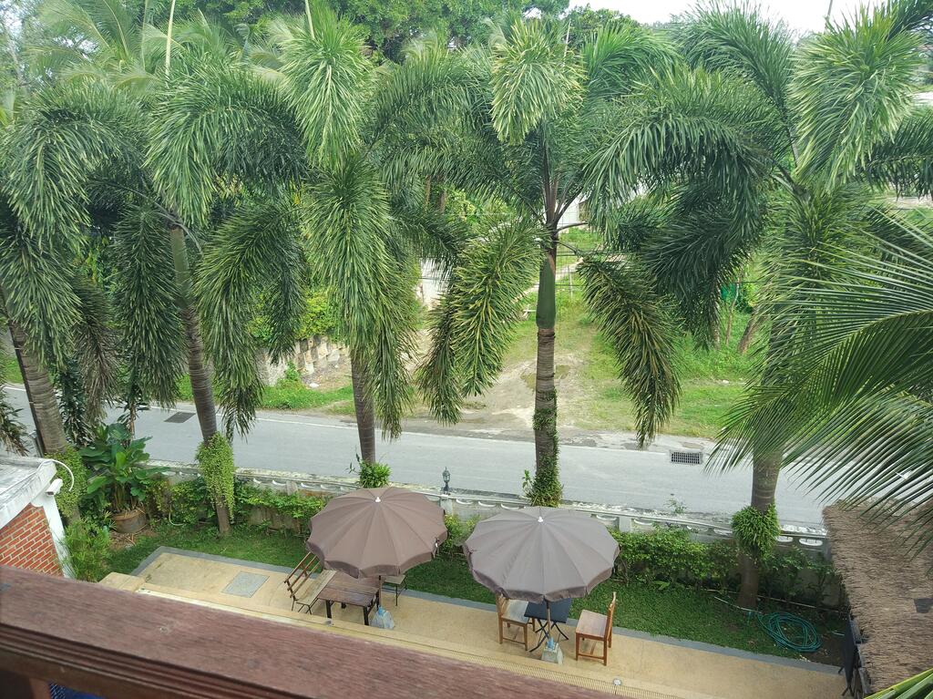 Туры в отель Baan Chayna Lounge Resort Пляж Сурин Таиланд