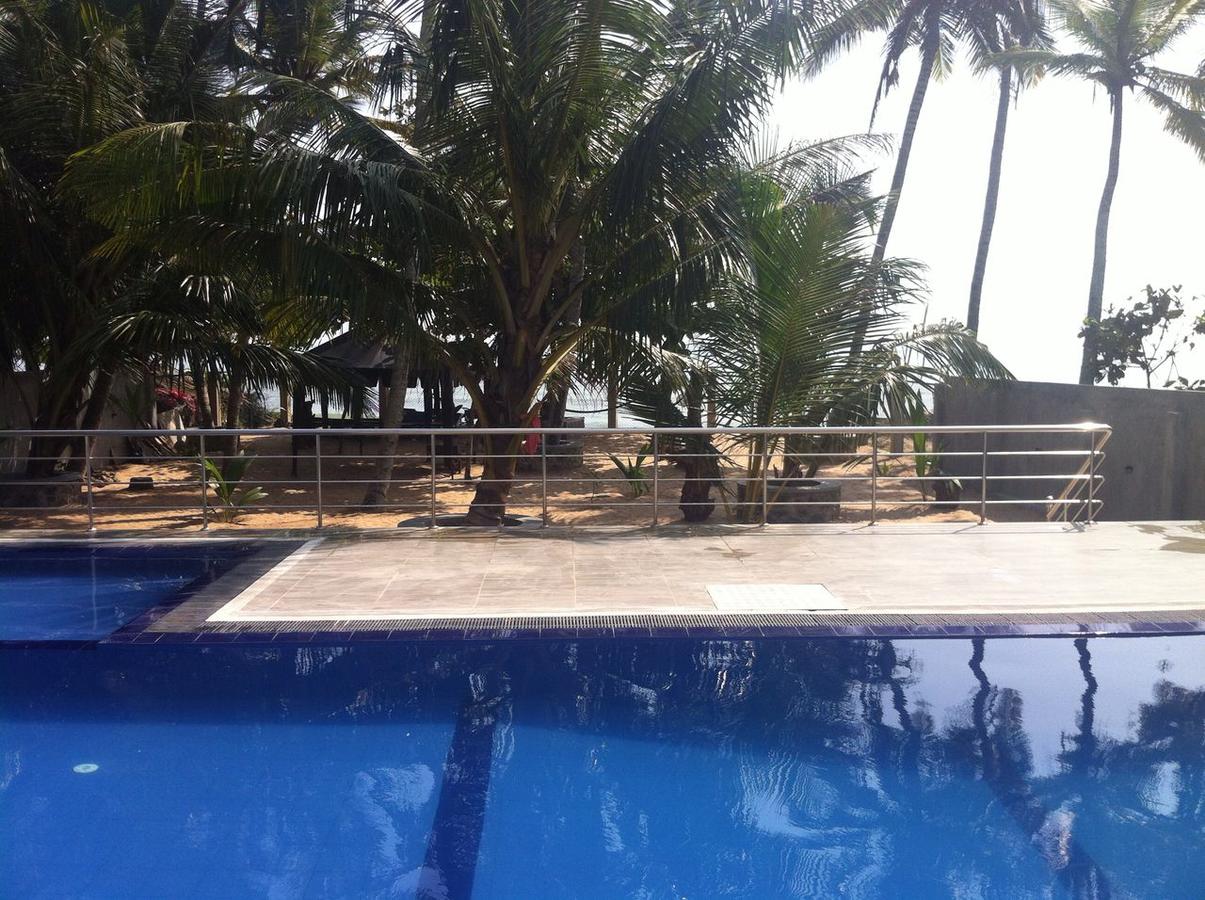 Готель, 3, Frangipani Beach Villa