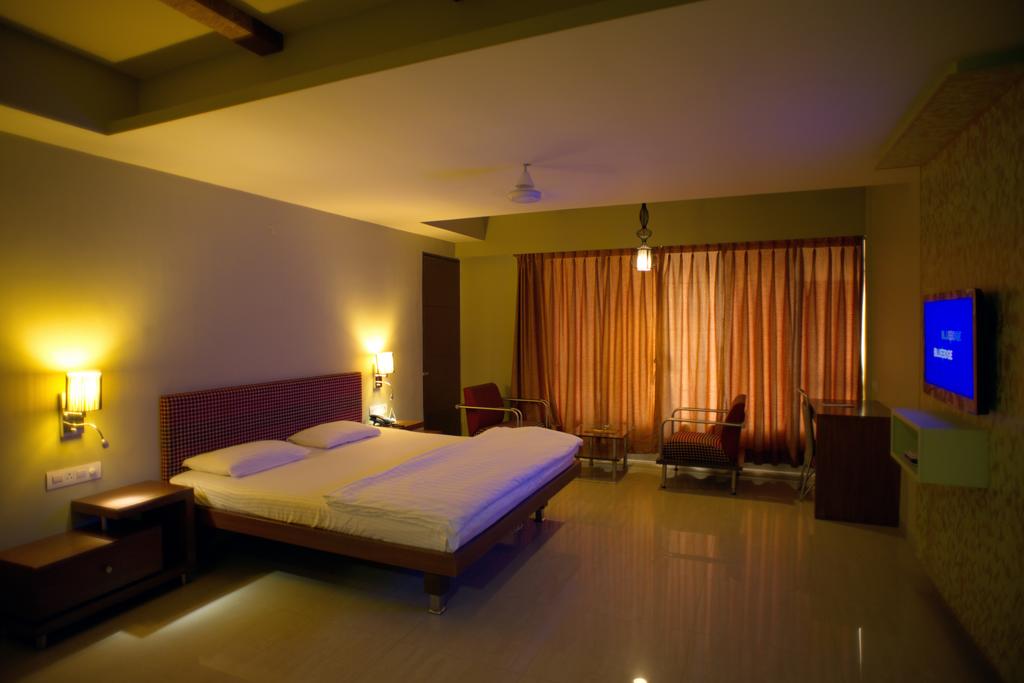 Горящие туры в отель Platinum Inn Ахмадабад Индия
