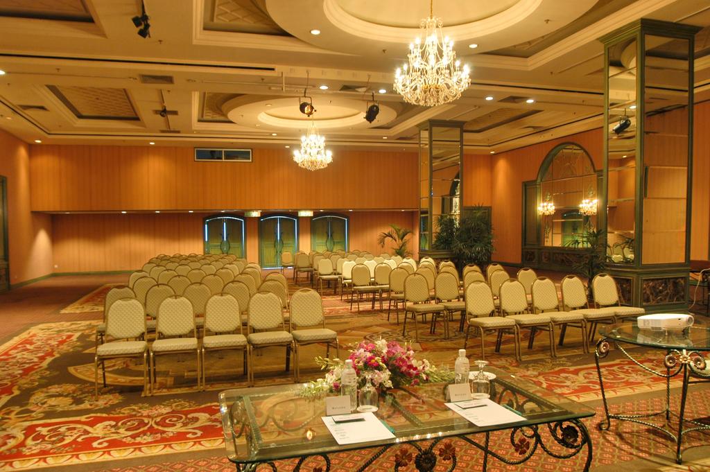 Grand Margherita Hotel, Малайзия, Кучинг, туры, фото и отзывы