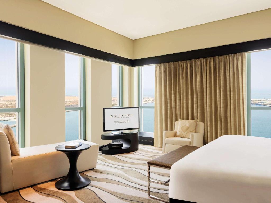 Отзывы про отдых в отеле, Sofitel Abu Dhabi Corniche