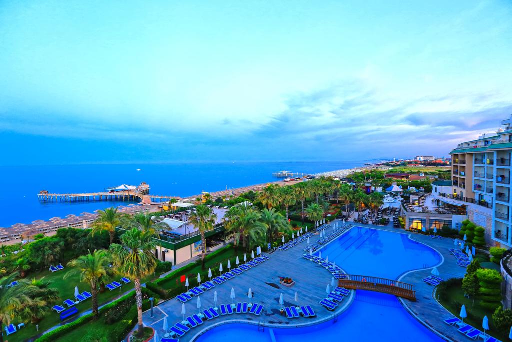 Горящие туры в отель Lyra Resort Сиде Туреччина