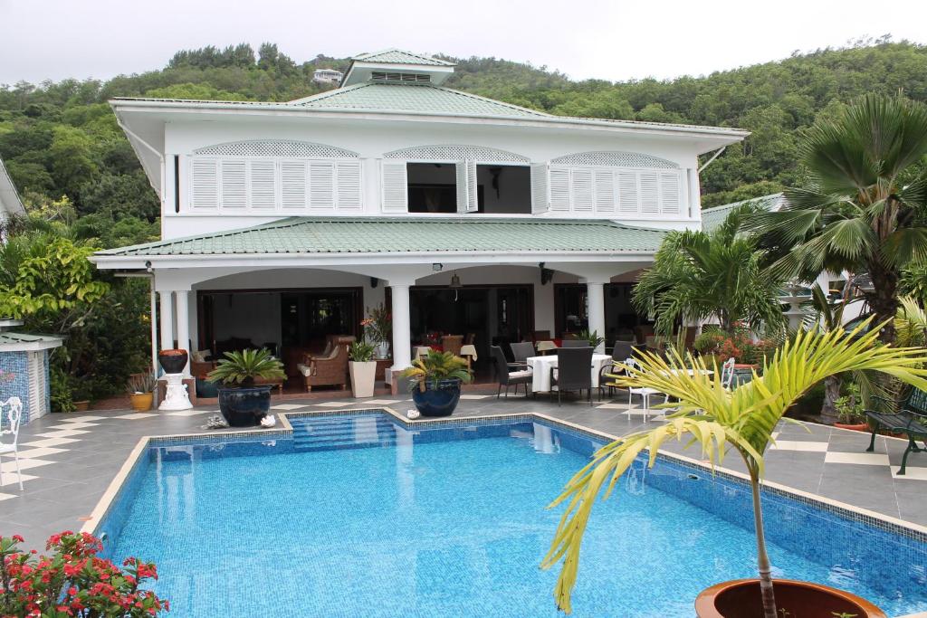 Le Bonheur Luxury Villa, Маэ (остров)