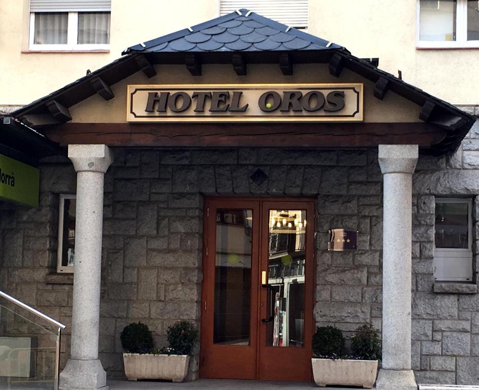 Hot tours in Hotel Evenia Oros (ex. Oros, Somriu Oros)