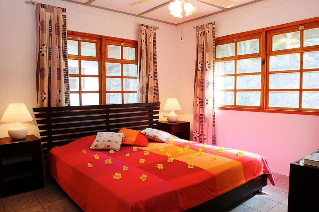 Hot tours in Hotel South Point Chalets Mahe (island)