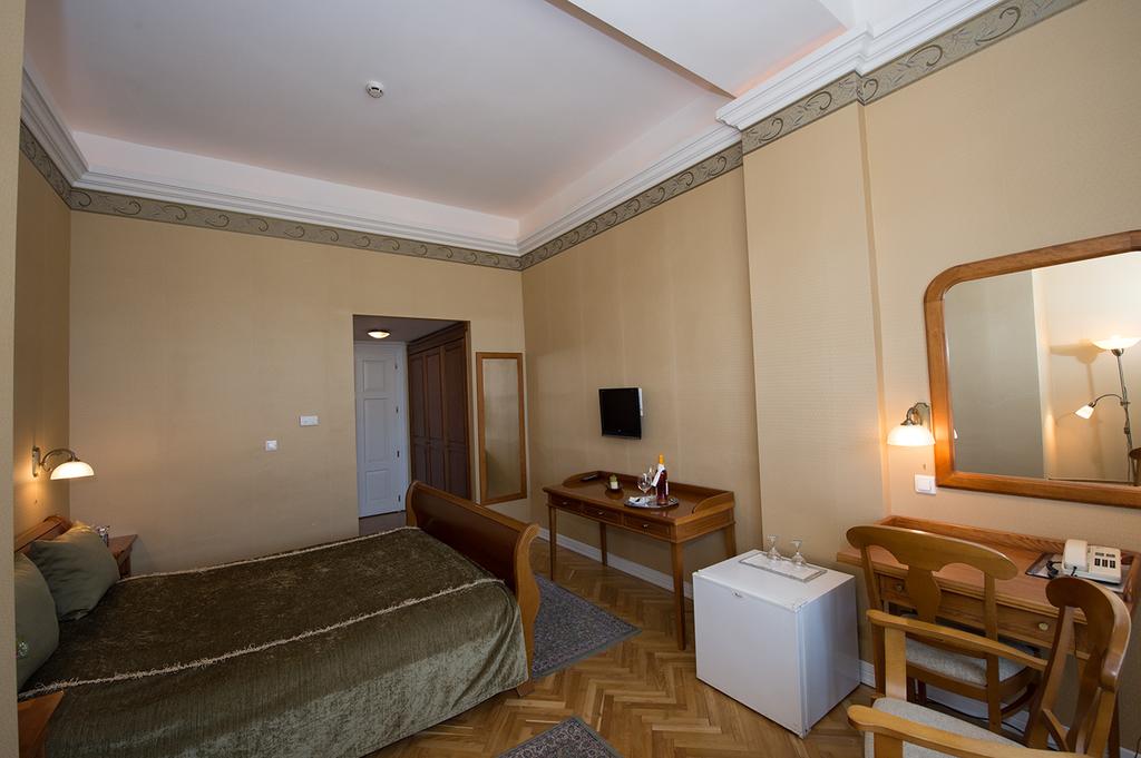 Горящие туры в отель Civis Grand Hotel Aranybika Дебрецен