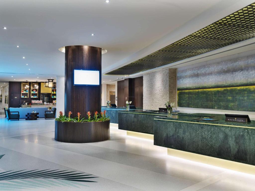 Дубай Пальма, Rixos The Palm Dubai Hotel & Suites, 5