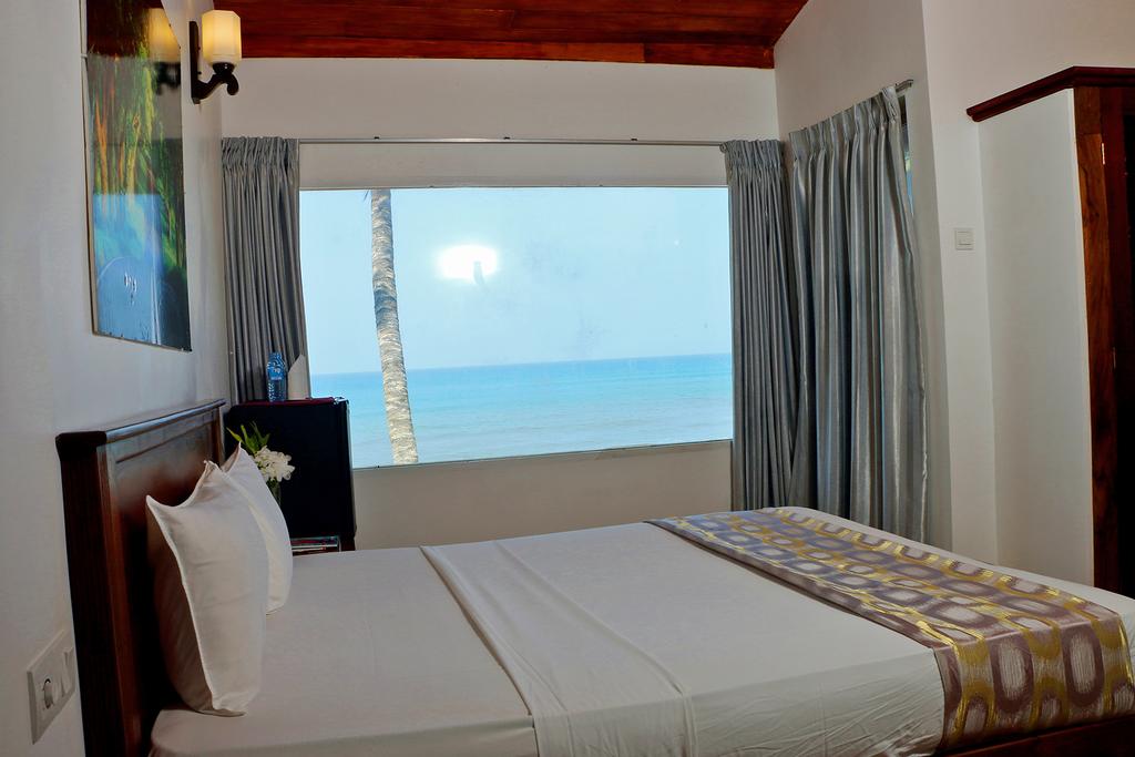 Beruwela Roy Villa Beach Hotel prices
