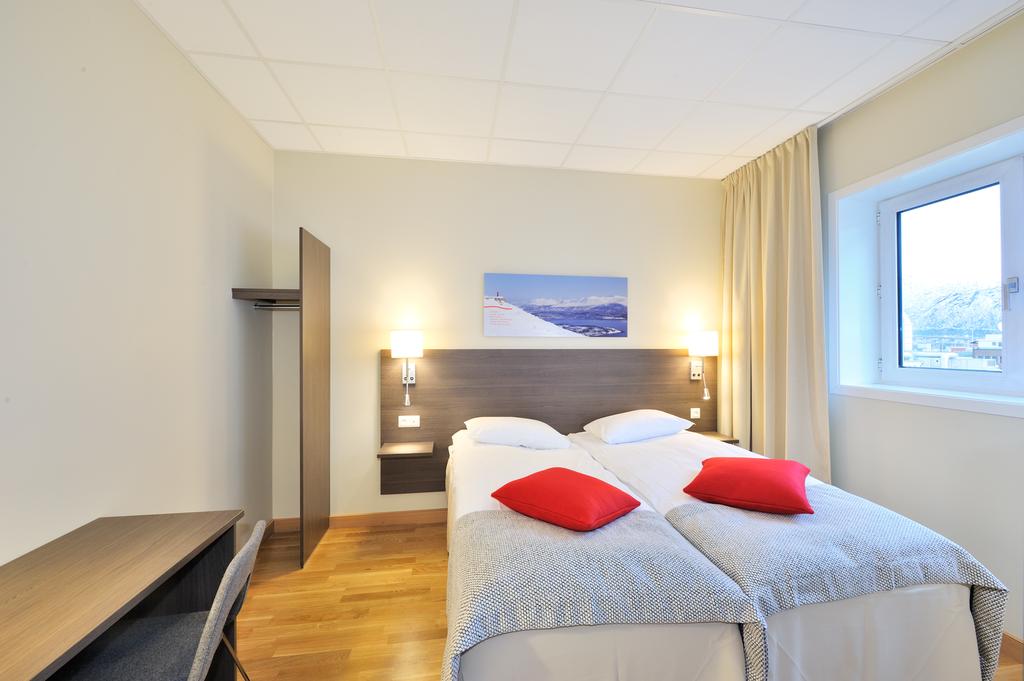 Отель, Тромсё, Норвегия, Scandic Grand Hotel Tromsoe