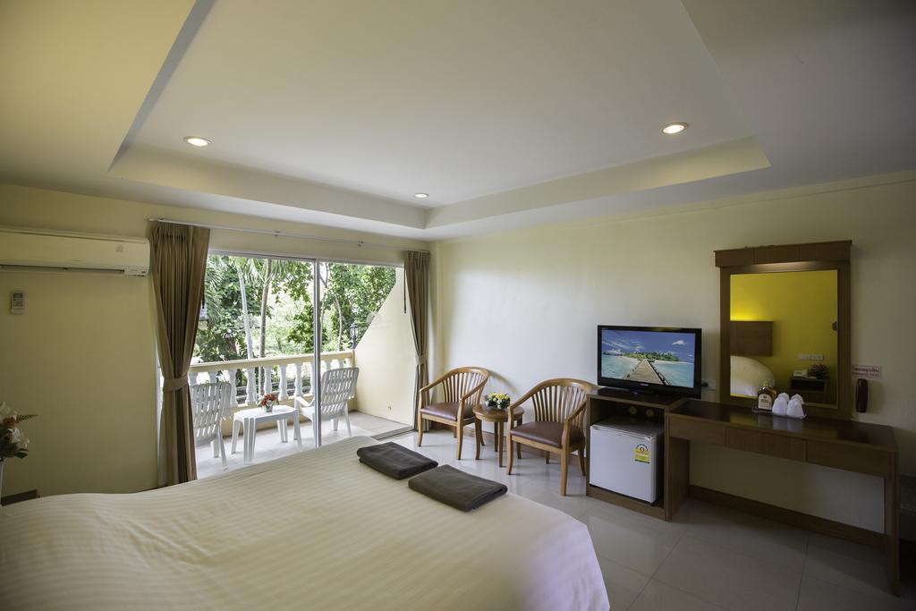 Twin Palms Resort Pattaya, фото