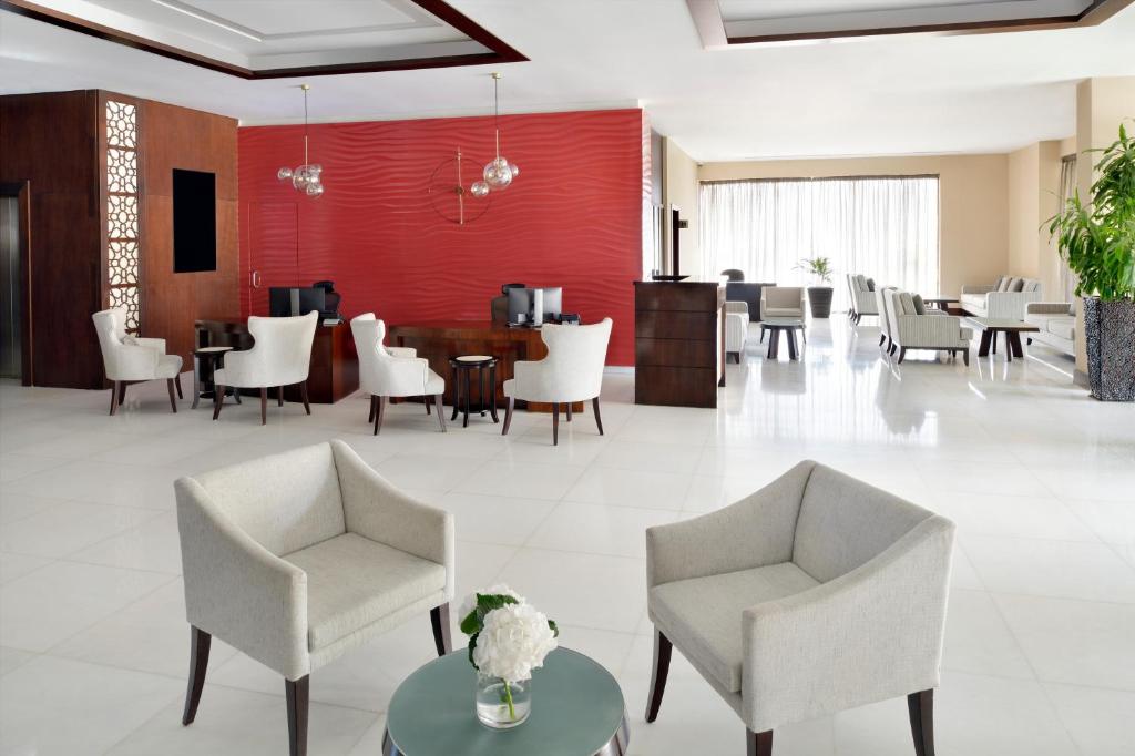 Mövenpick Hotel Apartments Al Mamzar Dubai zdjęcia turystów