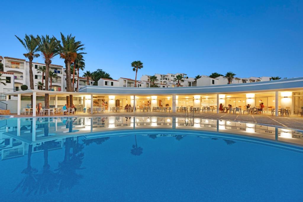 Горящие туры в отель Trh Tirant Playa Менорка (остров) Испания