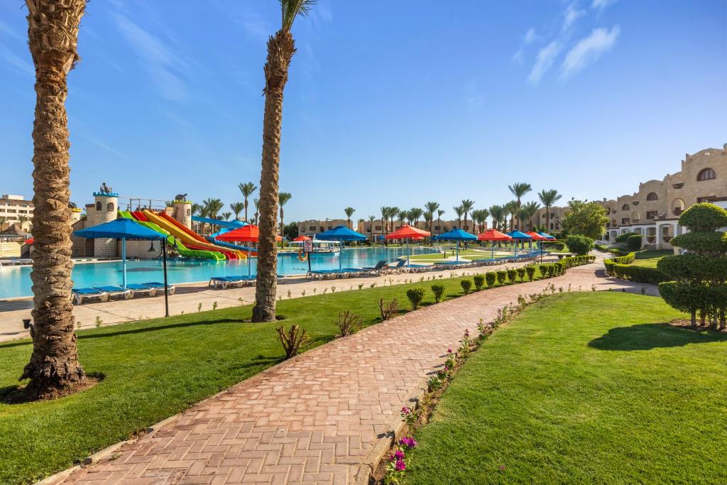 Tours to the hotel Royal Lagoons Resort and Aqua Park Hurghada