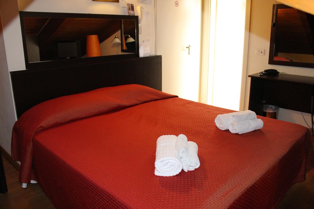 Hotel rest Hotel Alibi Rimini Italy