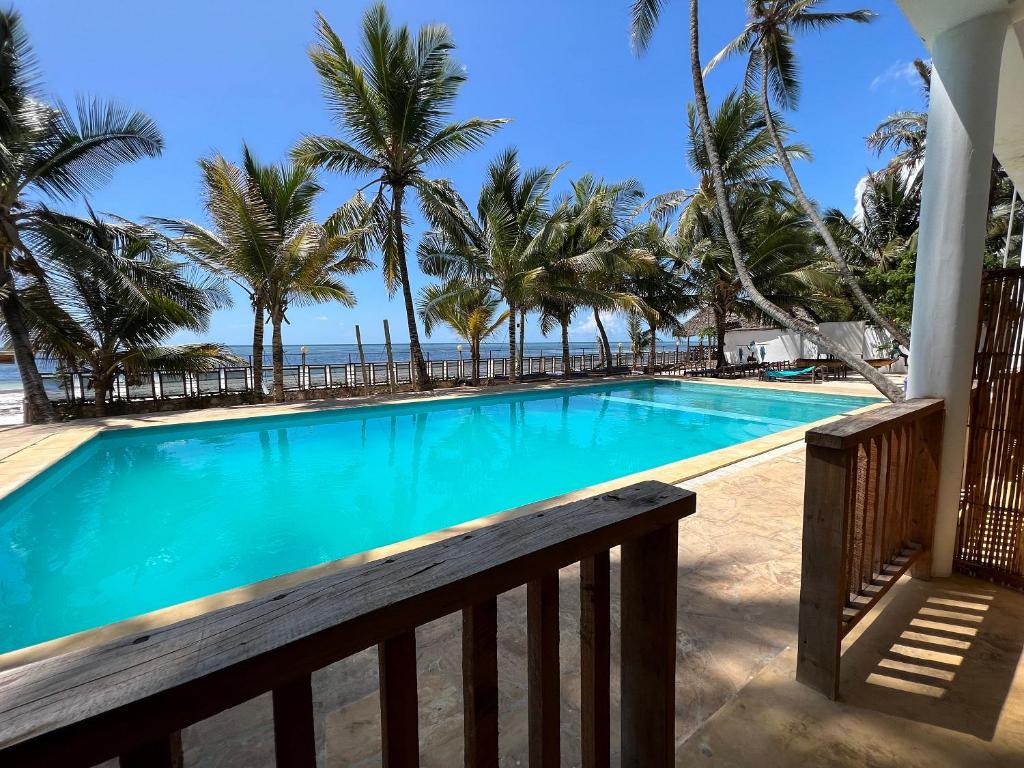 Танзания Sky & Sand Zanzibar Beach Resort 