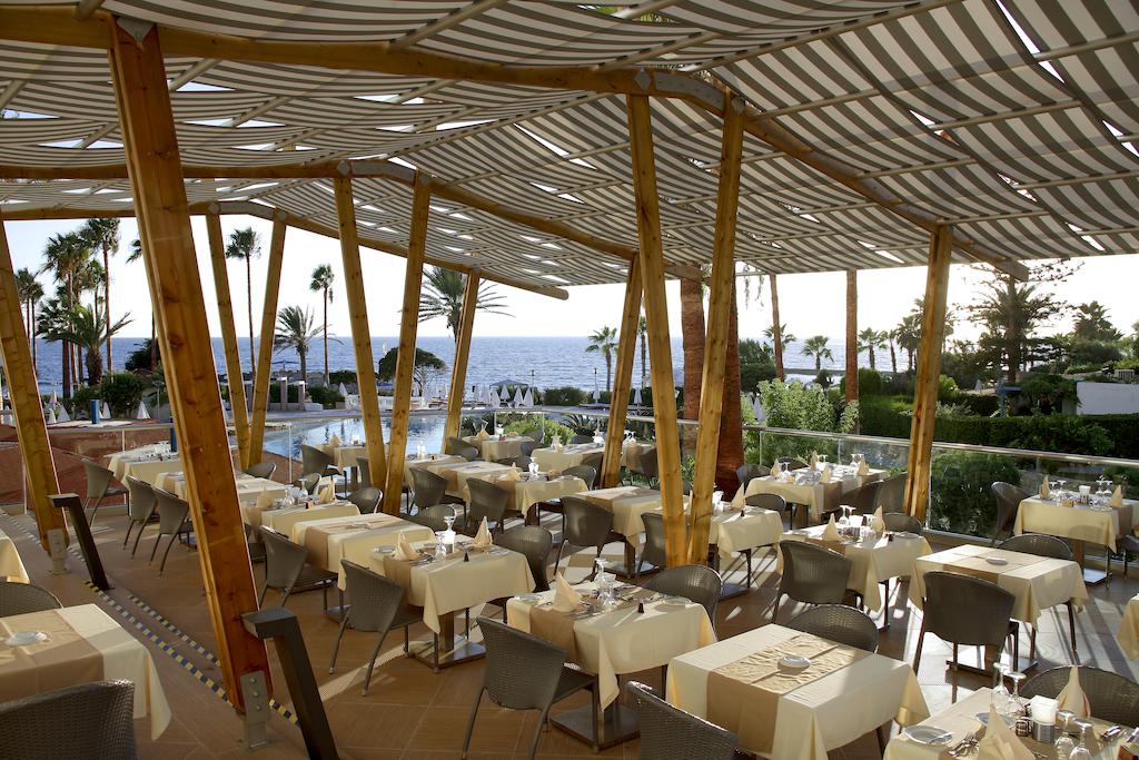 Cypria Maris Beach Hotel and Spa (adults only), Пафос, фотографии туров