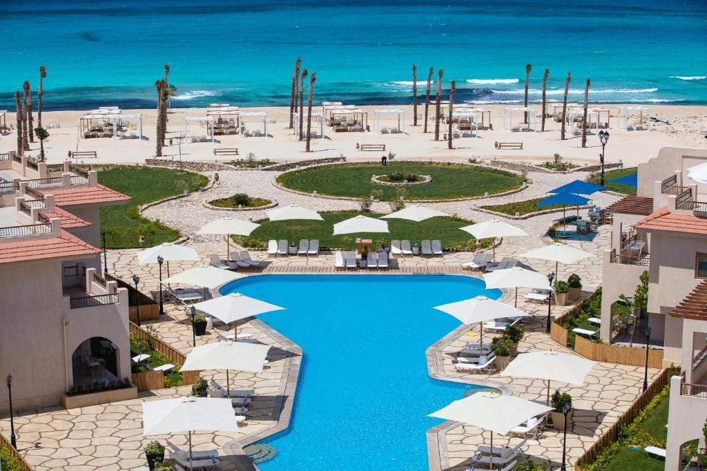 Тури в готель Aqua Heneish Beach Resort Мерса-Матрух Єгипет