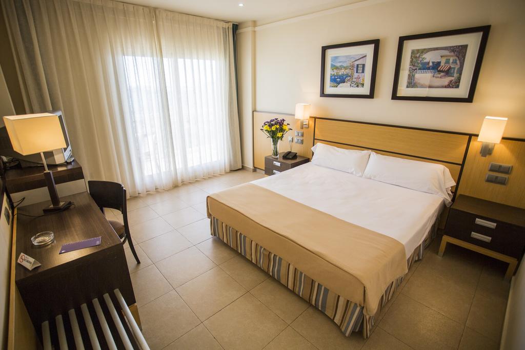 Отдых в отеле Mangalan Коста-Бланка Испания