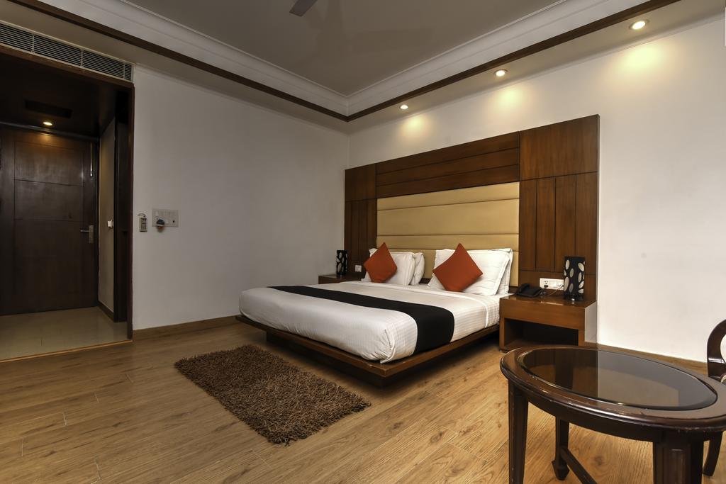 Отдых в отеле Anila Hotels (Naraina) Дели
