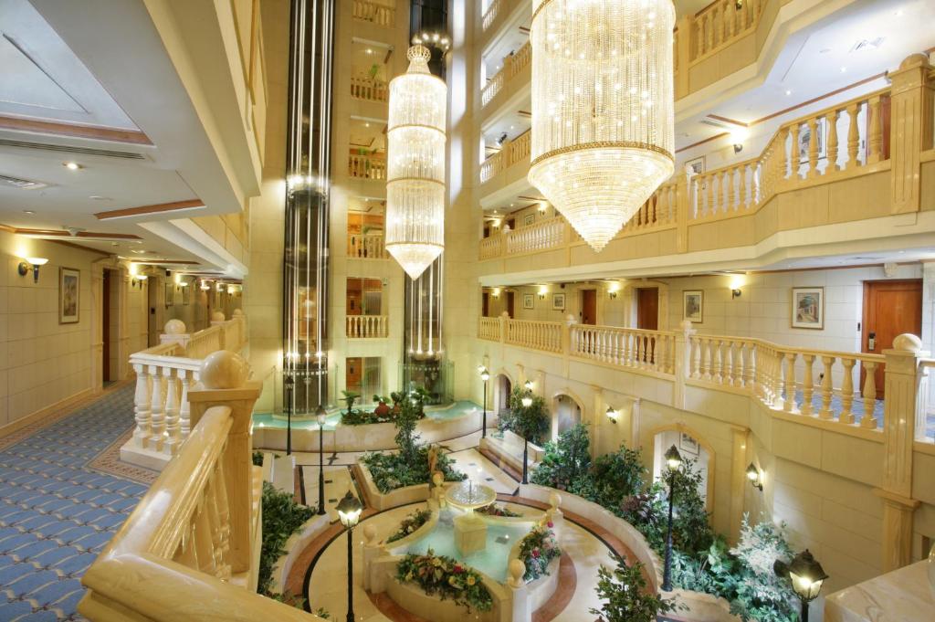 Готель, ОАЕ, Дубай (місто), Carlton Palace Hotel (ex. Metropolitan Palace)