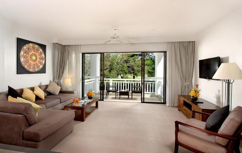Відгуки про готелі Allamanda Laguna Phuket