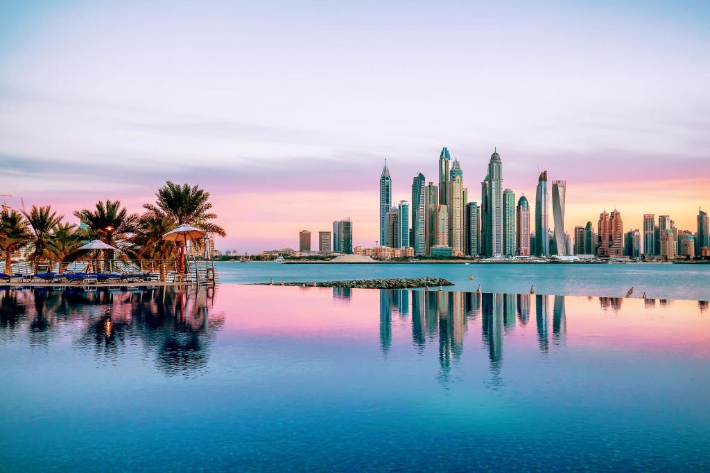 Dukes The Palm, a Royal Hideaway Hotel, Дубай (пляжные отели), ОАЭ, фотографии туров