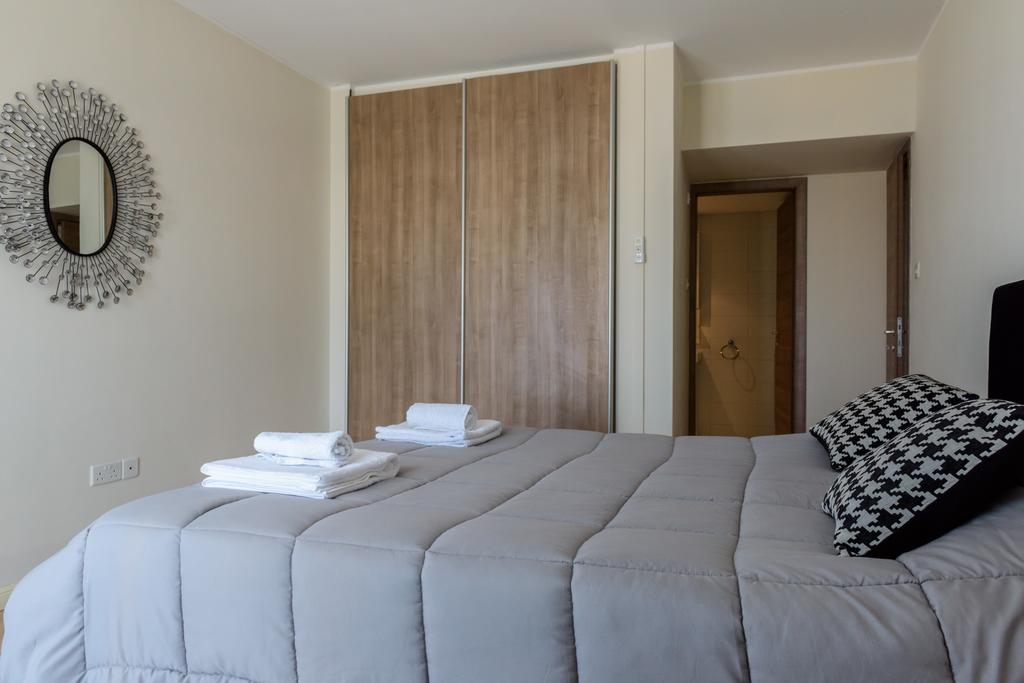 Горящие туры в отель Zavos Marathon Beach Apartments Лимассол Кипр