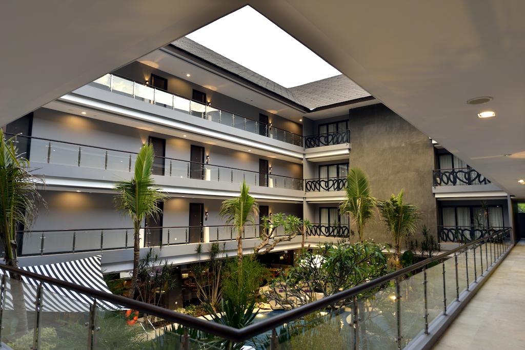 Тури в готель Amarossa Suite (Taman Mumbul) Нуса-Дуа Індонезія