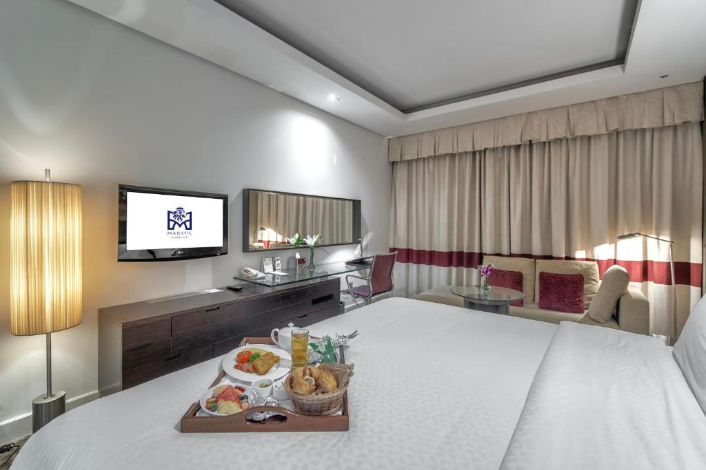 Туры в отель Majestic Premier Hotel (ex. Four Points By Sheraton) Дубай (город)