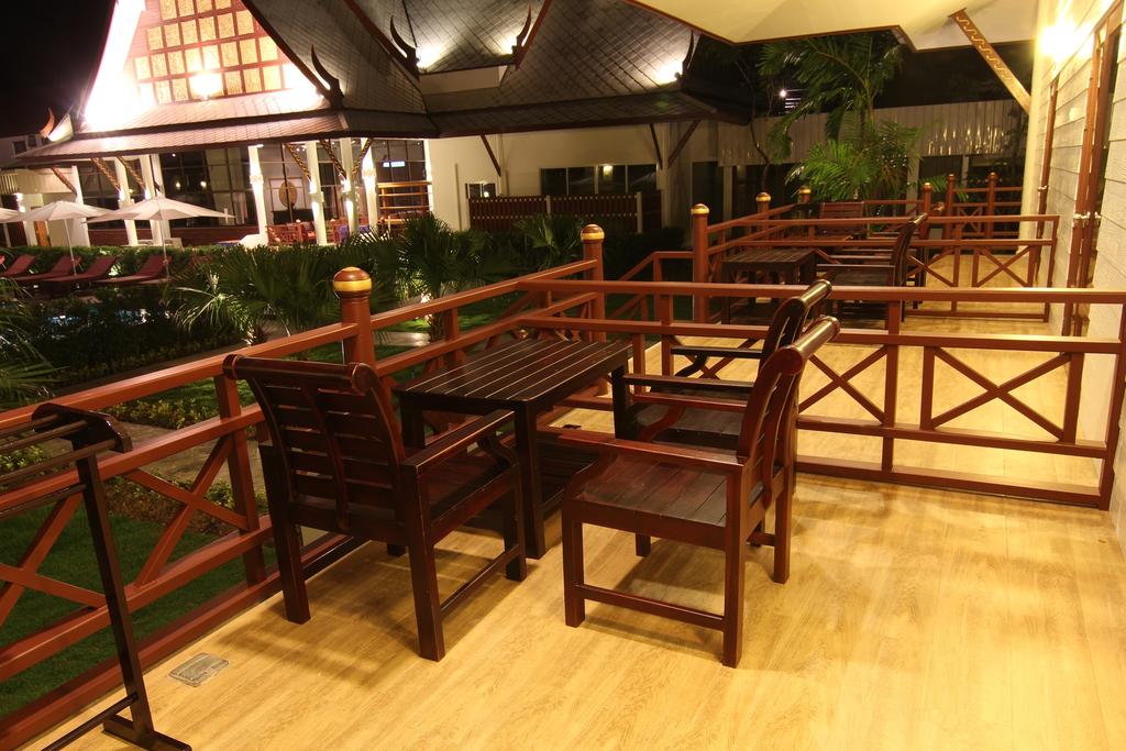 Горящие туры в отель Bhu Tarn Koh Chang Resort & Spa