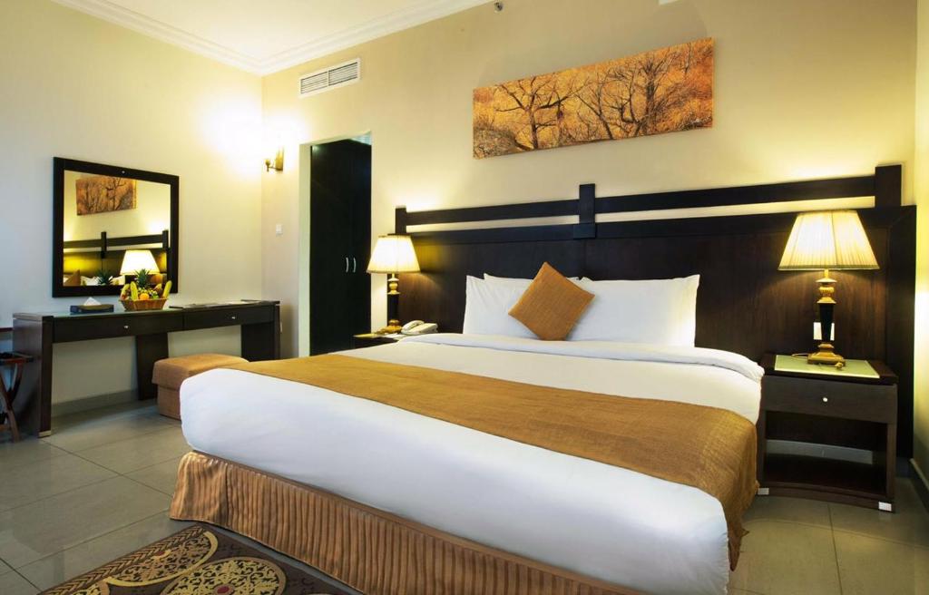 Шарджа Al Hayat Hotel Suites