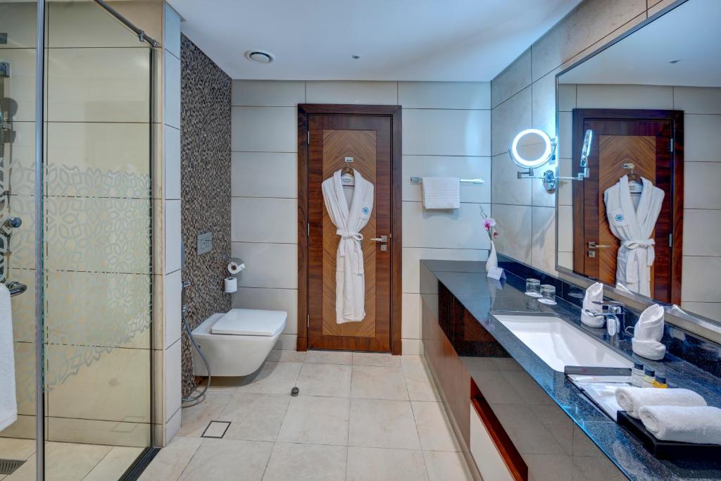 Royal Continental Suites, Dubai (city) prices