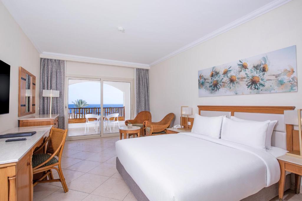 Отдых в отеле Pickalbatros Royal Grand Sharm Resort (Adults Only 16+) Шарм-эль-Шейх