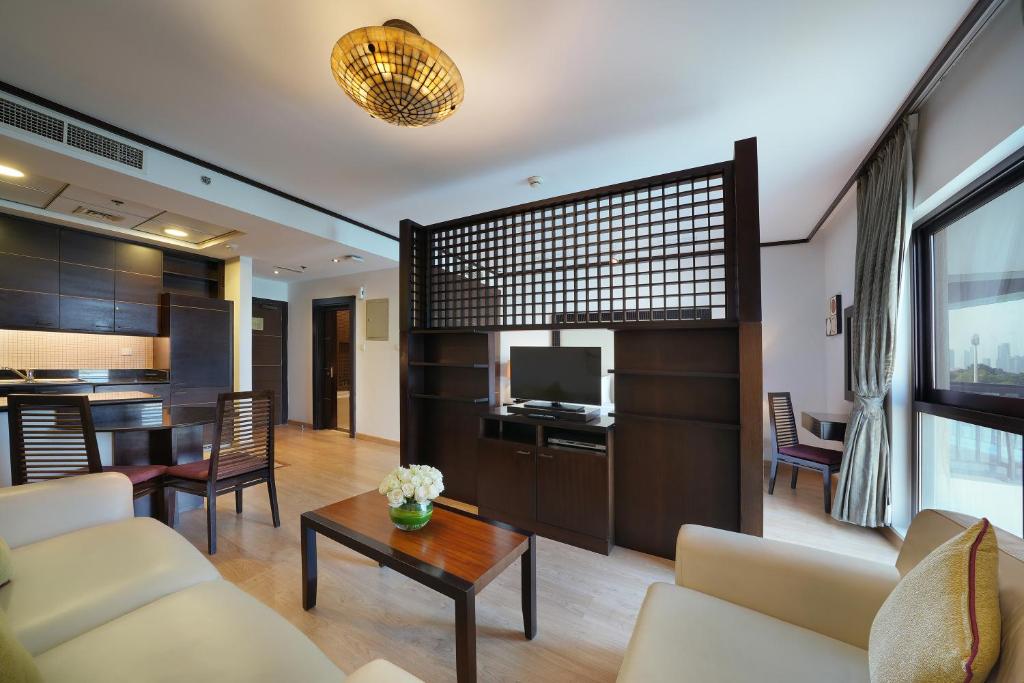 Дубай (город) Park Apartments Dubai,an Edge by Rotana Hotel цены