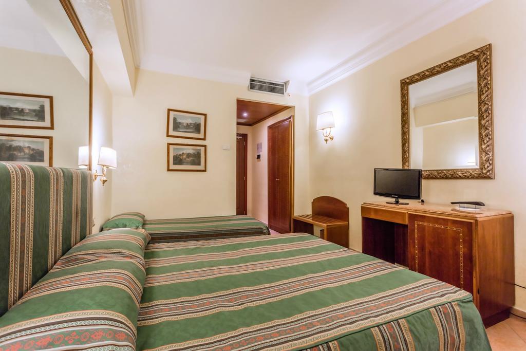 Гарячі тури в готель Luce Hotel (Rome) Рим Італія