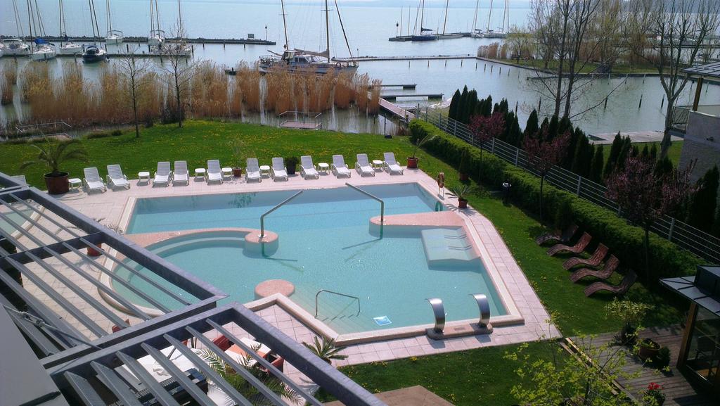 Hot tours in Hotel Flamingo Wellness Hotel Balatonfured Hungary