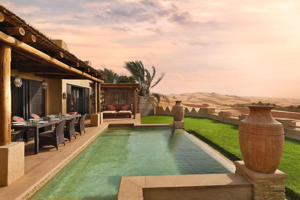 Абу-Даби Qasr Al Sarab Desert Resort by Anantara цены