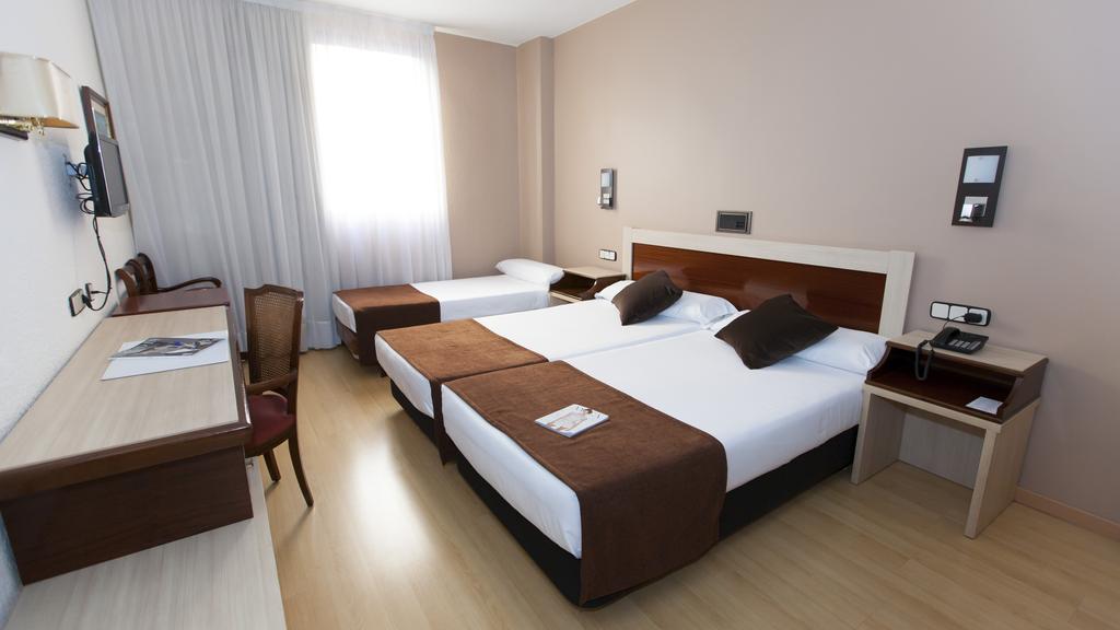 Отель, Сарагоса, Испания, Zaragoza Royal