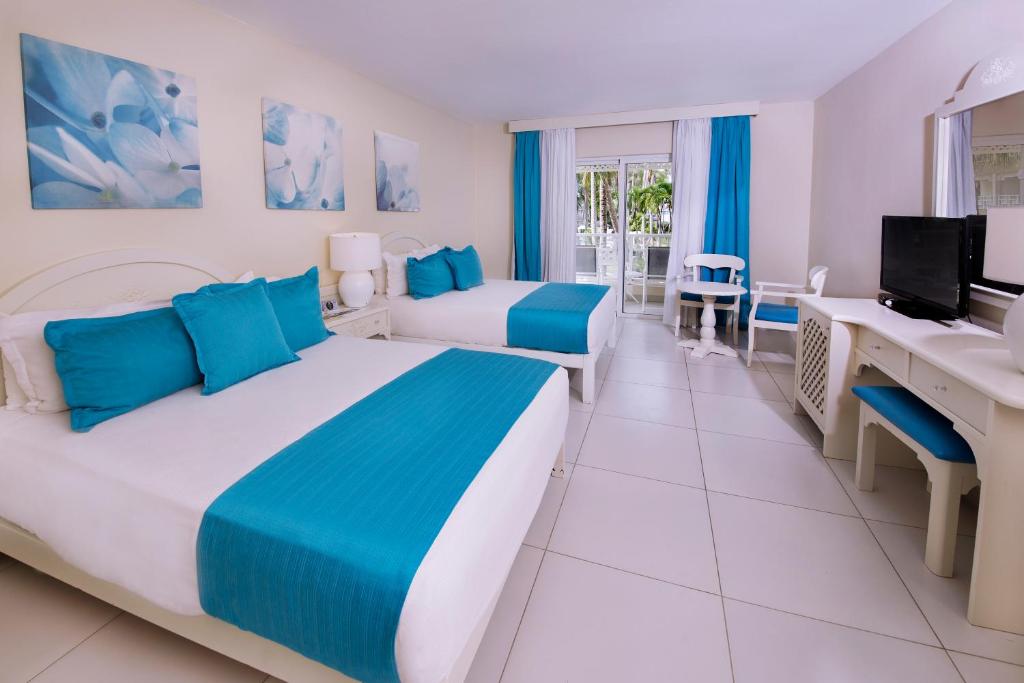 Opinie gości hotelowych Vista Sol Punta Cana Beach Resort & Spa (ex. Club Carabela Beach)