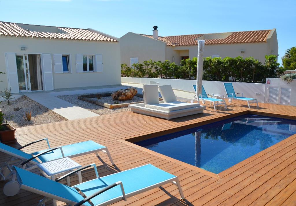 Горящие туры в отель Lago Resort Menorca - Villas & Bungalows del Lago Менорка (остров) Испания