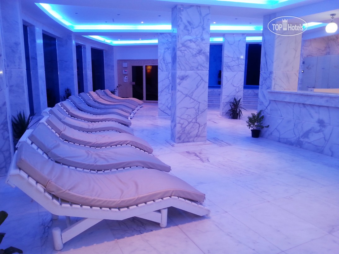 Hurghada Golden 5 Sapphire Suites Hotel