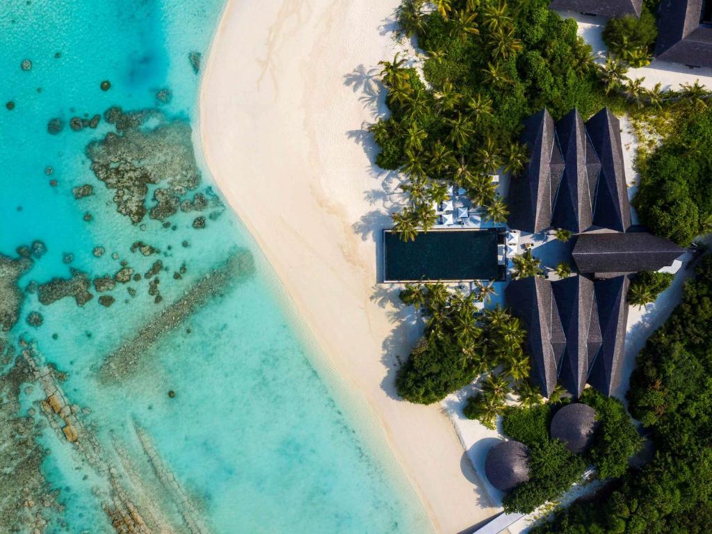 Готель, Мальдіви, Нуну Атол, Movenpick Resort Kuredhivaru Maldives