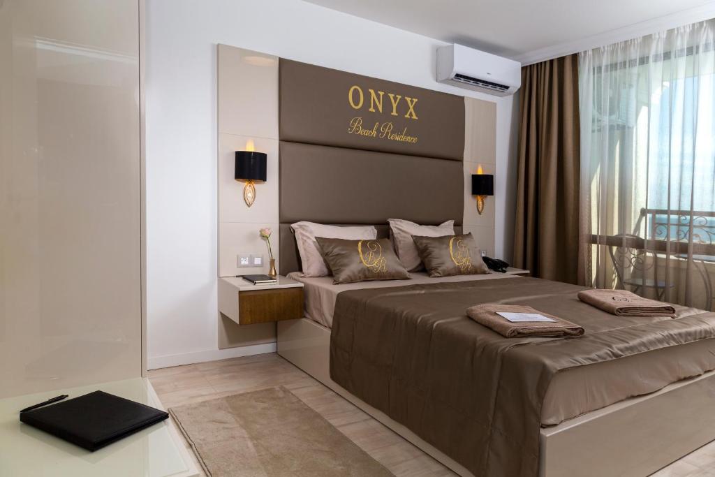 Onyx Beach Residence, Светі-Влас ціни