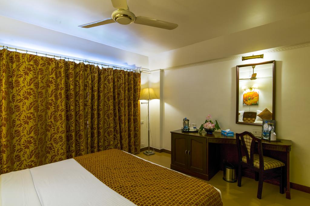 Golf View Hotel & Suites, Индия, Кочин, туры, фото и отзывы