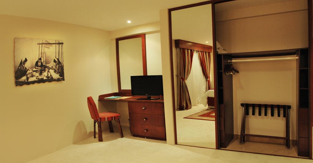 Al Liwan Suites Doha, Катар